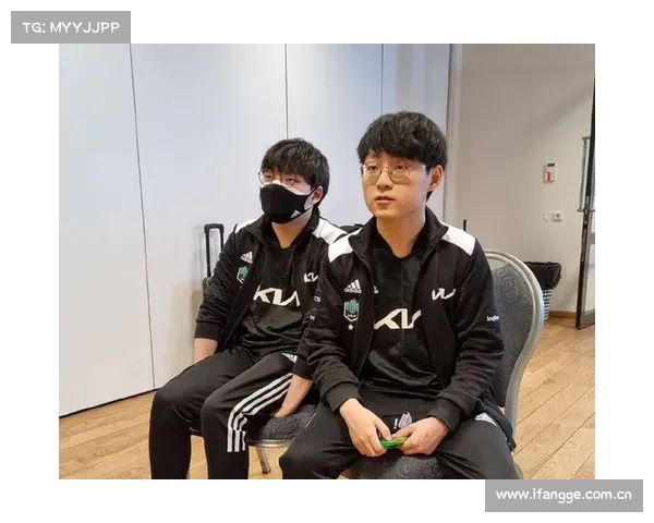 “邱彪赛后三句大实话戳中要害!山东男篮惨败上海两大致命伤曝光“ “邱彪赛后三句大实话戳中要害!山东男篮惨败上海两大致命伤曝光“